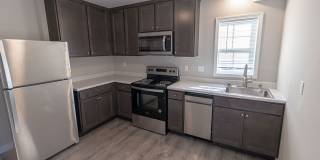 Adorable 2 bedroom Duplex Gallery 1