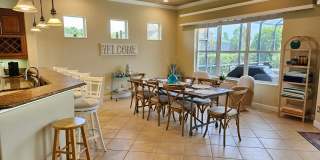 Seasonal Short-Term 4 Bedroom 3 Bathroom Heated Pool Home located in Venetian Golf & River Club! Gallery 14