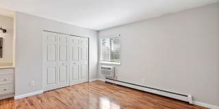 Updated 3-Bedroom End-Unit Townhome in Scotch Pines Condos Gallery 16