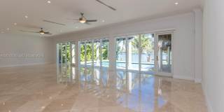 425 N Shore Dr Gallery 3