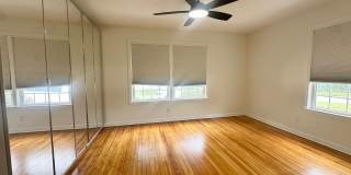 Mid Century Modern Gem! Mid Century Modern Gem! Gallery 26