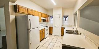 Adorable 2 bedrooms 2 baths recently remodeled rental home available in Groveland Gallery 5