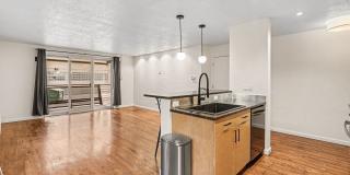 Available NOW! 1 Bedroom 1 Bath Condo Downtown Denver! Gallery 9