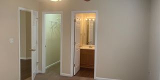 **LESS than 10 minute Drive from Fort Knox** Gallery 21