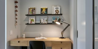 The Silva Gallery 13