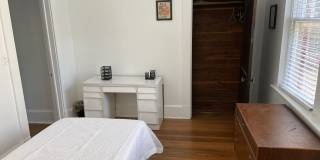 20 Dufferin St Gallery 37