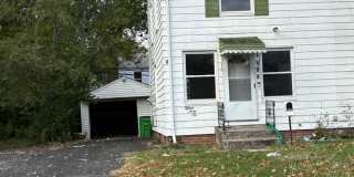 Euclid 2 Bedroom Gallery 1