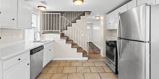 34 East Elza Avenue Gallery 1