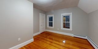 1011 Washington Street Gallery 8
