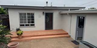 Great two bedroom house in upper Seaside Gallery 1
