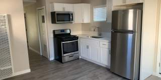 Nice 3 bedroom unit with Pool!  (Lease out, pending signatures. Check back in a few days!) Gallery 1