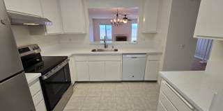 Beautifully Updated West Clairemont Townhome – Prime 92117 Location! Gallery 6