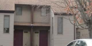 3 Bedroom 2.5 Bath Townhouse Gallery 1