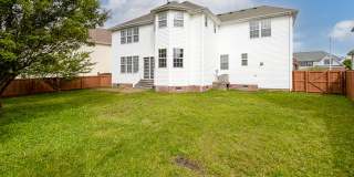 Beautifully maintained 4 bedroom, 2.5 bathroom home for rent in South Chesapeake! Gallery 48