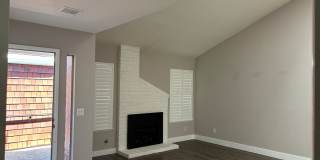 Rare 3 bedroom, 2 bathroom unit in the desirable Lincoln Village West neighborhood! Nearly 1350 square feet of open living space! Rare 3 bedroom, 2 bathroom unit in the desirable Lincoln Village West neighborhood! Nearly 1350 square feet of open living space! Gallery 7