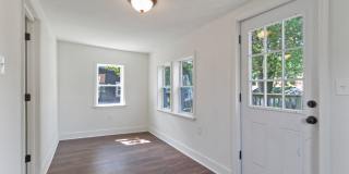 Cozy 3 Bedroom, 1.5 Bath Single Family Home! Gallery 12