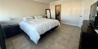 7135 Collins Ave cu-815, Miami Beach, FL 33141 Gallery 15