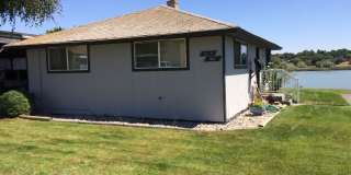 Lakefront Duplex! Gallery 1