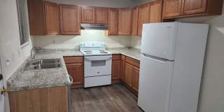 3247 1/2 White Avenue - 4 Gallery 1