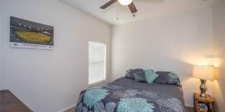 1742 MIRA LAGO Circle Gallery 24