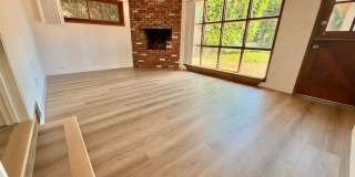 Spacious 3BD Manhattan Beach Home with Brand New Flooring, Large Den & 2-Car Garage Gallery 11