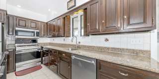 9504 VEIRS Drive Gallery 21