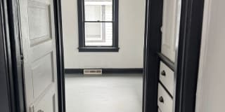 3079 N 21st St Gallery 15