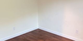 3 bedroom 1.5 bathroom! HOUSING ACCEPTED! Gallery 22