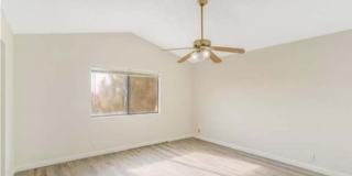 Spacious 4BR House in Redlands Gallery 5