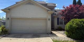 Large 2 Story home with 3 Bedrooms, 2.5 baths, hardwood floors, office and finished basement Gallery 1