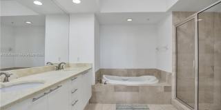 15051 Royal Oaks Lane 2603, North Miami, FL 33181 - 2462 Gallery 15