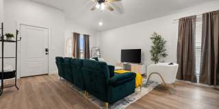 Modern 3BR Retreat Near TTU | Stylish Fully Furnished Home with Spacious Backyard Gallery 13