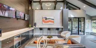 The Commons Gallery 22