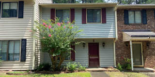 2420 Stadium Dr APT E 2420 Stadium Dr APT E Gallery 1