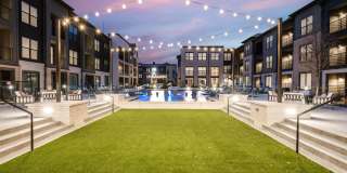 Vero McKinney Gallery 15