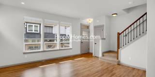 Gorgeous Four Bedroom Townhome in Orenco! DEPOSIT SPECIAL Gallery 4