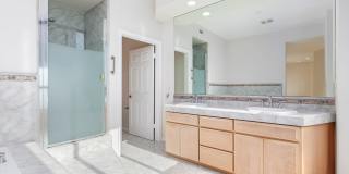 Sophisticated Urban Living in the Heart of San Diego’s Marina District Gallery 22