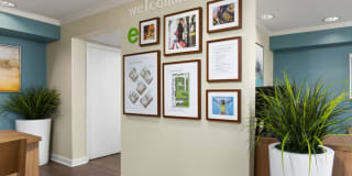 eaves Warner Center Gallery 19