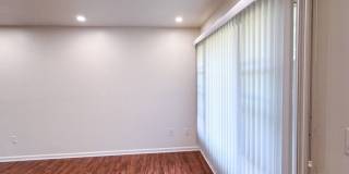 Newly Renovated 3BR/2BA Home in Charlotte – Pet Friendly! Gallery 4