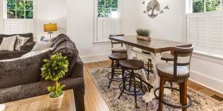 116 E 55th St Gallery 11