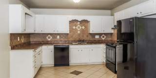 1803 Canterbury Circle Northwest Gallery 6