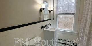 640 Williams Street Gallery 9