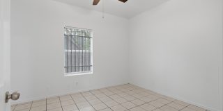 1706 W CRAIG PL Gallery 5