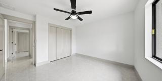 541 Chalet Avenue S Gallery 32