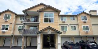 MOVE-IN SPECIAL! | Tanasbourne 2BR/2BA Condo - Balcony, A/C & Covered Parking MOVE-IN SPECIAL! | Tanasbourne 2BR/2BA Condo - Balcony, A/C & Covered Parking Gallery 1