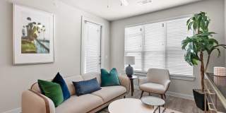 Neuhaus Gallery 11