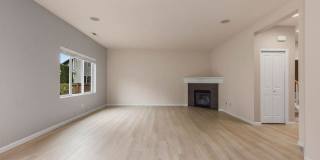Very Nice 4 bedroom home with office/den, 2.5 bath and a 2 Car Garage in Snohomish Award winning School district Gallery 4