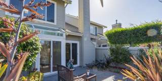 3BR/3BA Pet-Friendly Village In The Park Townhome with Pool & 2-Car Garage | YouTube Tour 3BR/3BA Pet-Friendly Village In The Park Townhome with Pool & 2-Car Garage | YouTube Tour Gallery 1