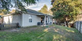 Bring the Boat or RV, and the Dogs—This 4 Bedroom's Got Space for It! Gallery 28
