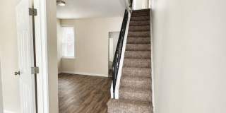 Spacious Pet-Friendly 3-Bedroom Home with Central Air & In-Unit Laundry – 3104 Hartville St Gallery 5